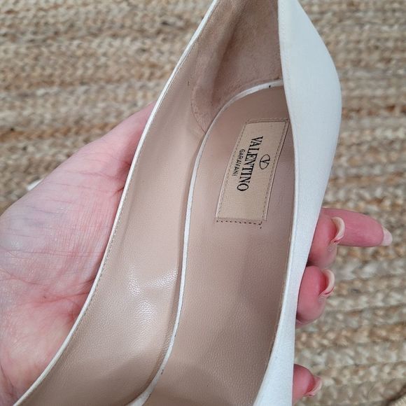 Valentino Ivory White Satin Lace Bow Platform Pump Open Toe Heels 41 - Picture 6 of 10